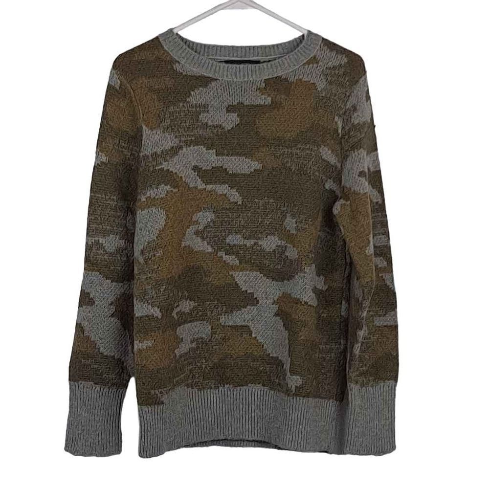 Banana Republic Mens pullover sweater NWOT